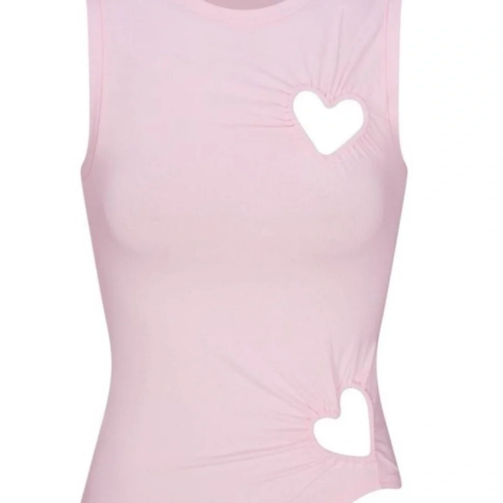 SKIMS- Pink Heart Cutout Sleeveless Tank - Picture 2 of 4